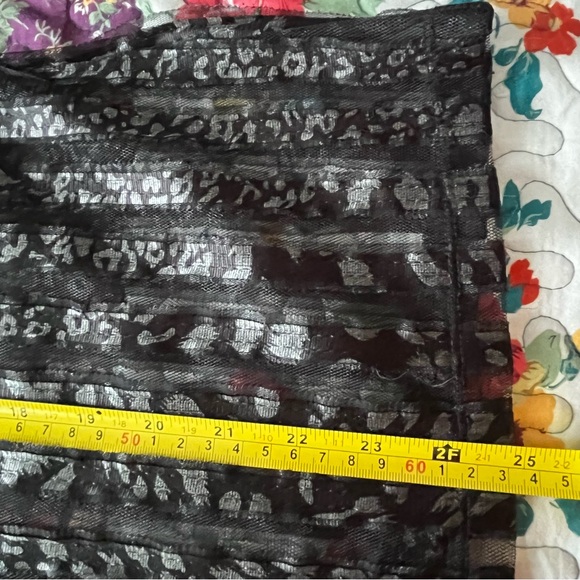 Easy Wear by Chicos Black Sheer Stripe Animal Print ZipUp Blouse Top Shirt Large - Picture 9 of 11